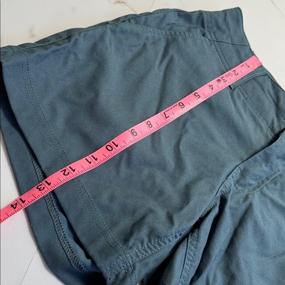 PrAna Quick Drying Shorts Womens size 2 Travel Adventure Gorpcore Hybrid - Picture 5 of 9